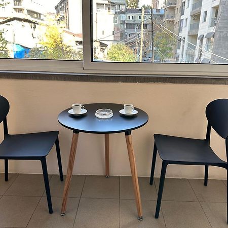Comfortable Apartment In Center Yerevan Exterior photo