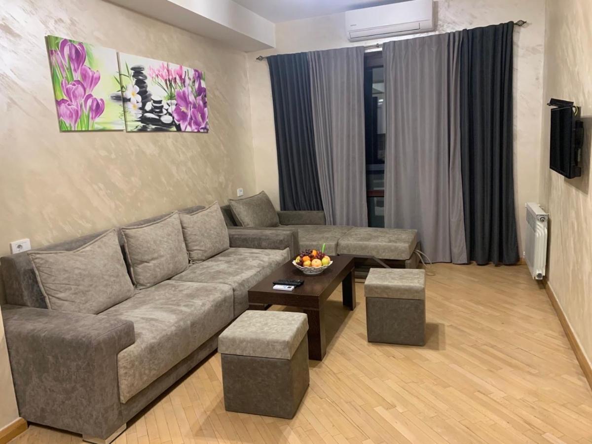 Comfortable Apartment In Center Yerevan Exterior photo