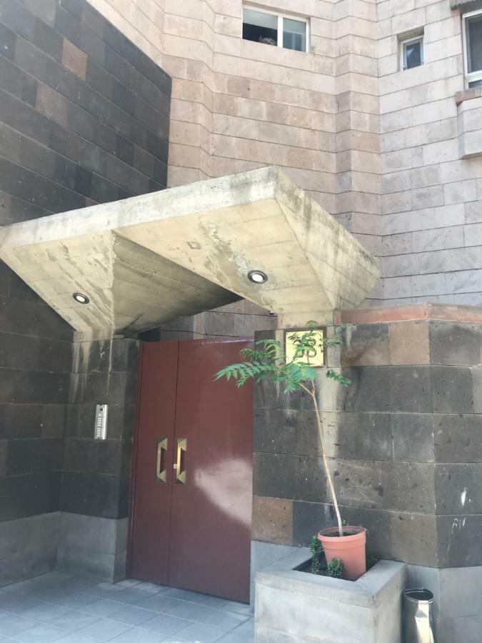 Comfortable Apartment In Center Yerevan Exterior photo